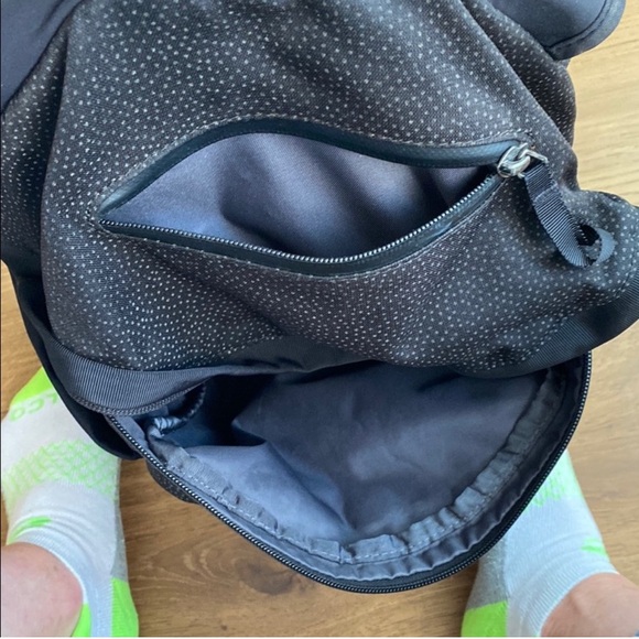 Run All Day backpack - Picture 7 of 12